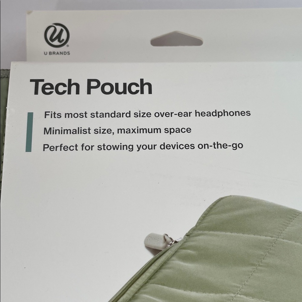 NWT Tech Pouch for Tablets & Accessories. Sage Green. - Picture 7 of 7